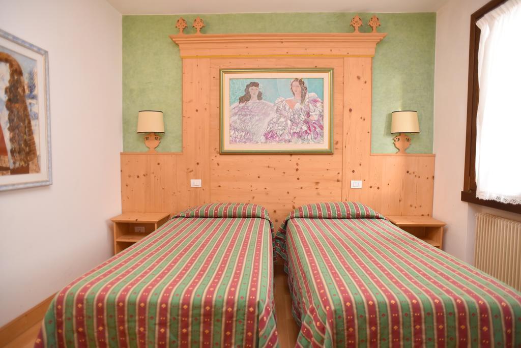 Albergo Da Gildo Follina Luaran gambar